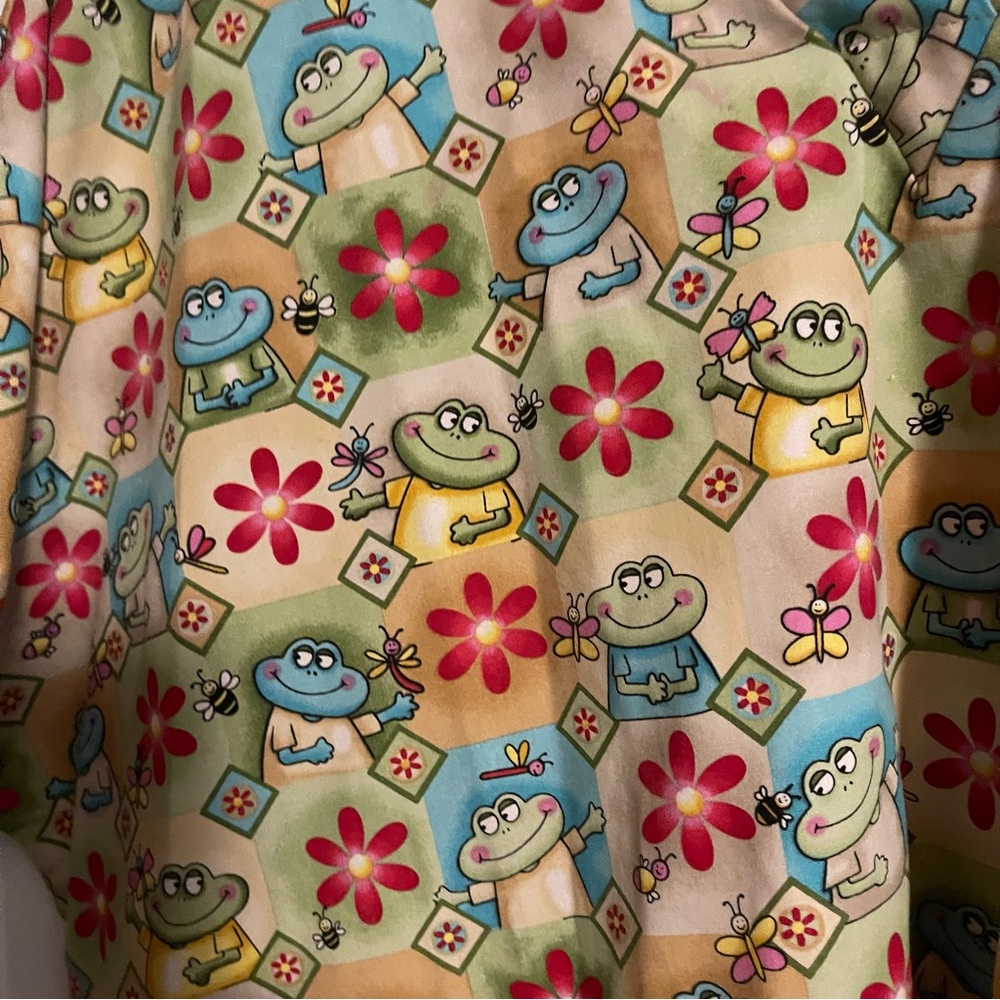 Colorful Patterned Women's Top - Picture 5 of 13